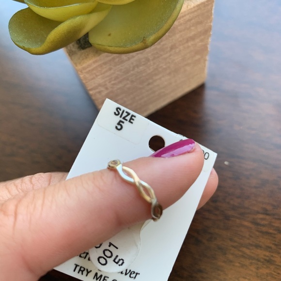 Gold and silver ring - Picture 4 of 7